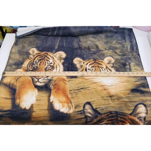 Vintage Hautman Brothers Collection Quiet Fire Tiger Beach Towel 30x59 Black - Picture 6 of 11